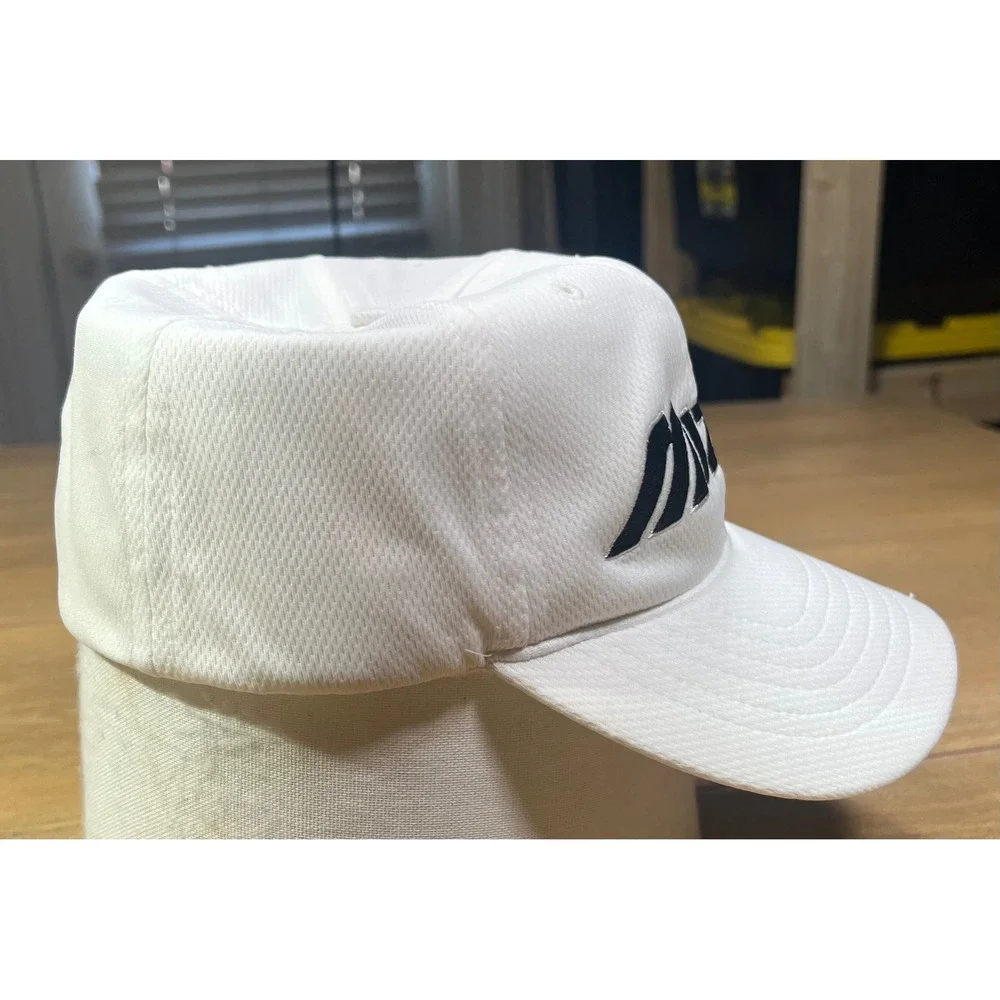 Mizuno vintage‎ White black logo spell out Performance golf hat  M/L - Picture 2 of 12